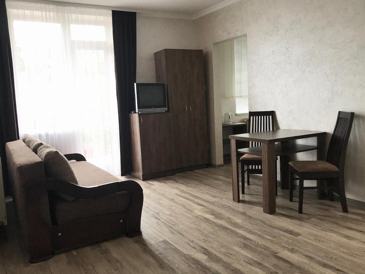 Готель Вікторія Volovets Exteriör bild